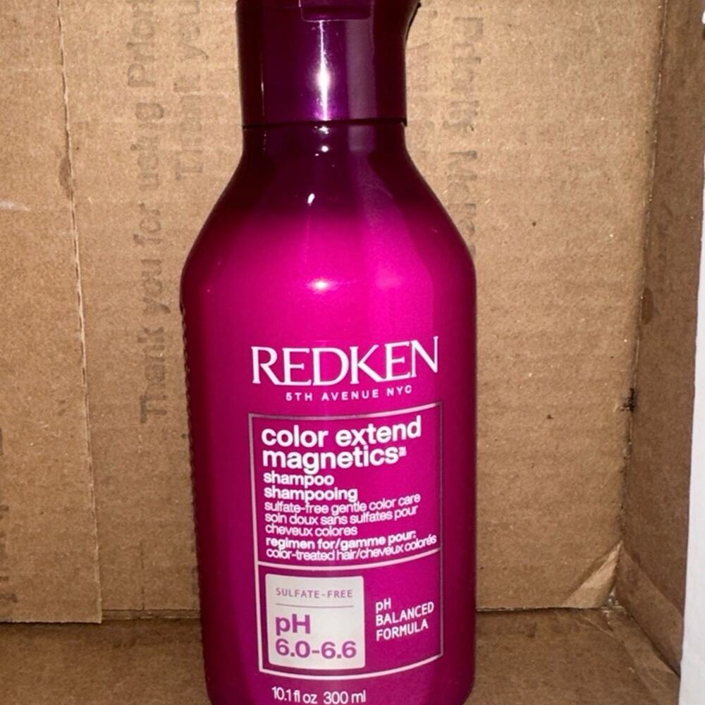 Redken color‎ extend magnetics shampoo hair care
